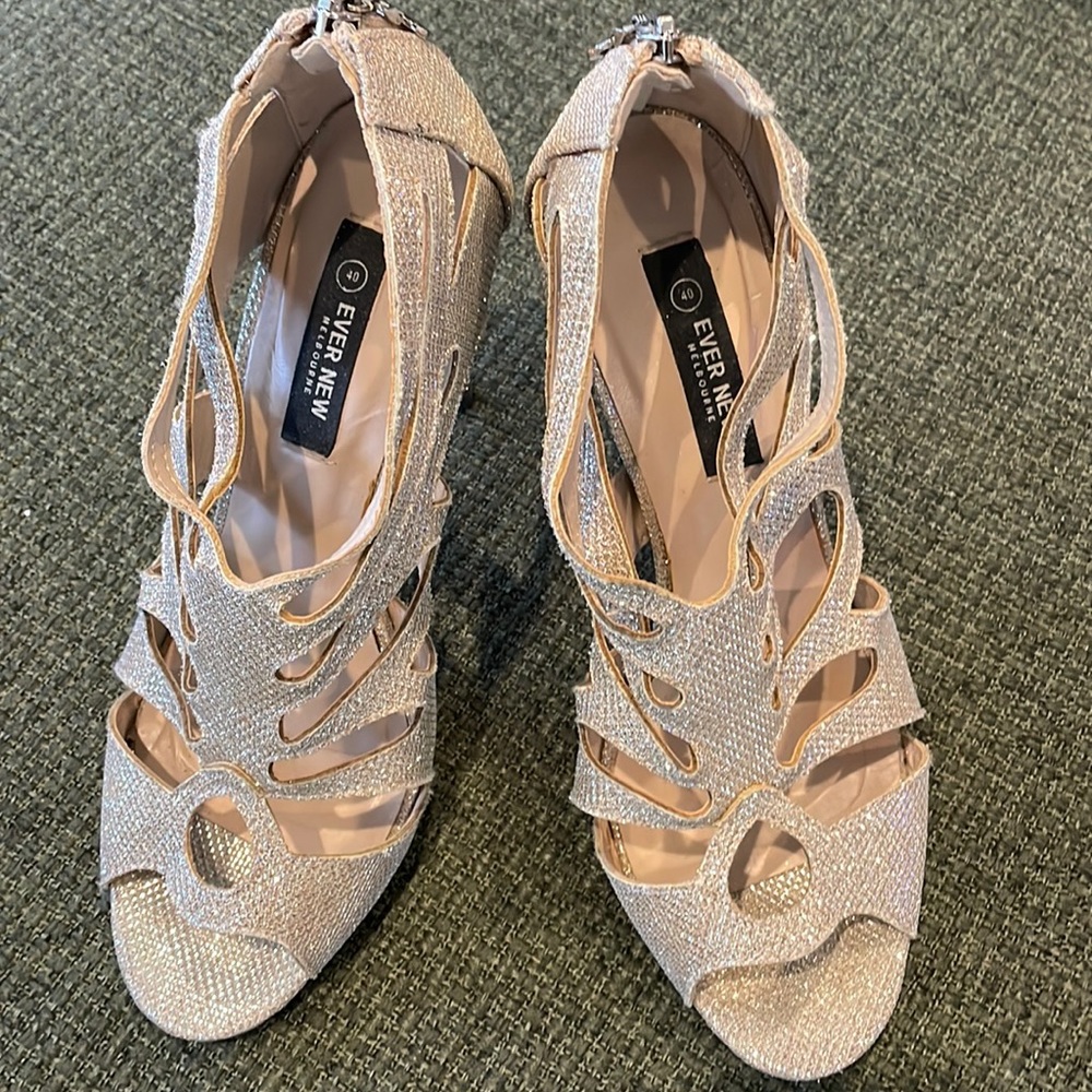 Ever New gold sparkle open toe heels (sz 40)